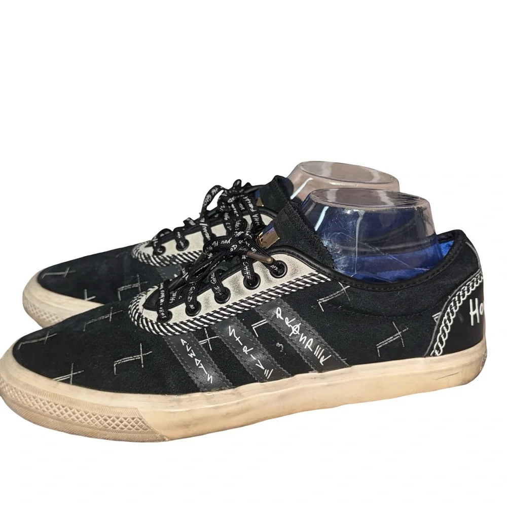 Adidas Hood By‎ Air HBA Sneakers 9.5 Graphic Low Top Streetwear Designer Collab